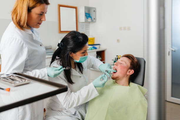 Best Cracked Tooth Emergency Dentist  in Advae, NC